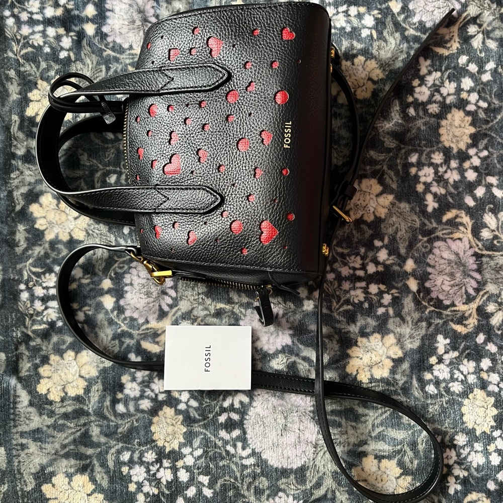 Fossil Black Mini Sydney satchel with Red Heart Accents - like new - Picture 3 of 4